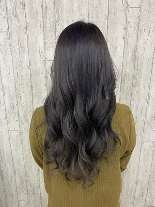 ロング カラー 勝河 怜楊のヘアスタイル