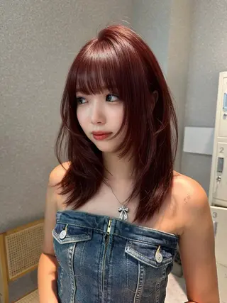 ミディアム Senne groupのヘアスタイル