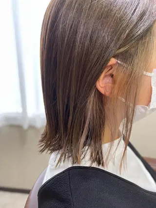 ミディアム カラー ハイトーン belle ナホのヘアスタイル