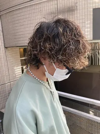 パーマ メンズ 曲がる縮毛矯正 LIBER 岩名のヘアスタイル