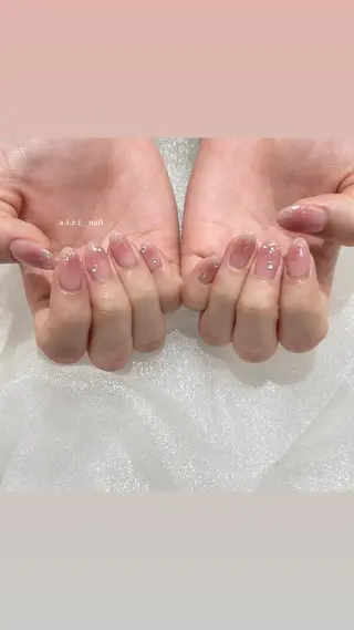 ネイル 𝗮𝗶𝗿𝗶🌙 新宿/ワンホンネイルのネイルデザイン