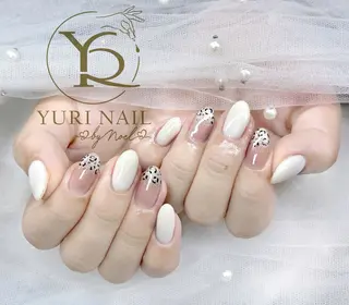 ネイル YURI Nail NARITAのネイルデザイン