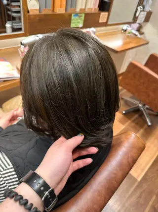 ミディアム カラー アメイジングヘアー 千歳店 福嶋のヘアスタイル