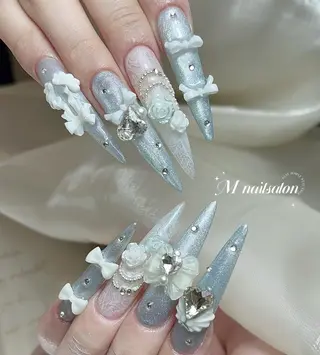 ネイル 🎀M nails✨ ビューティーのネイルデザイン