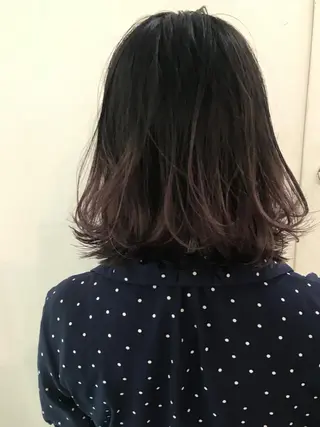 カラー 💓パーマ，💗 レイヤーカットのヘアスタイル