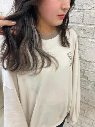 セミロング カラー オリーブ/アッシュ やわらか透明感カラーのヘアスタイル
