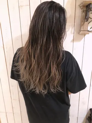 ロング Noe心斎橋 堀田 朋宏のヘアスタイル