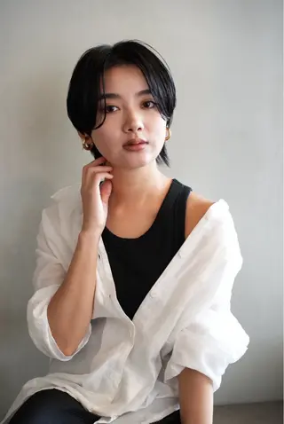 ショート カラー 八幡 空乃のヘアスタイル