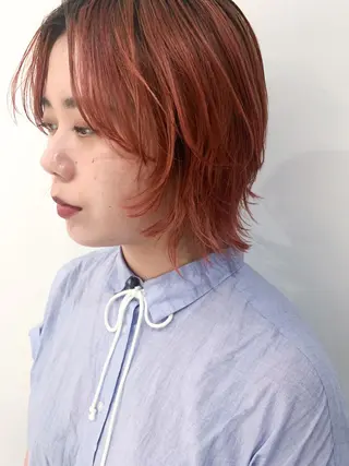 カラー 💜ショート💜 ウルフ、ボブ二色亜美のヘアスタイル