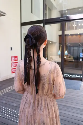 ロング ヘアアレンジ AKO .のヘアスタイル
