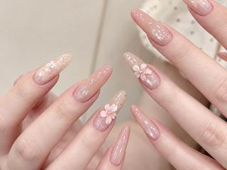 ネイル Lumiereva マキのネイルデザイン