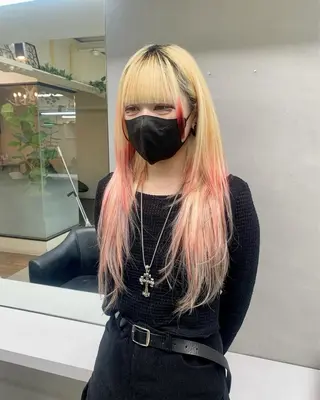ロング ヘアアレンジ 個性爆弾💣 ダブルカラー/ゆかのヘアスタイル