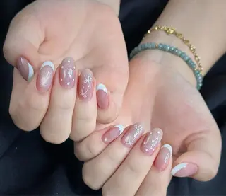 ネイル T. Leeのネイルデザイン