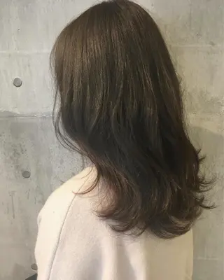 ミディアム カラー 田室 和幸 河原町のヘアスタイル