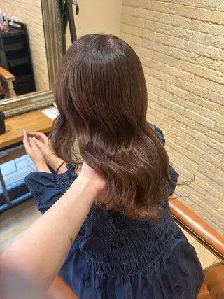 セミロング カラー 松尾 遥花のヘアスタイル
