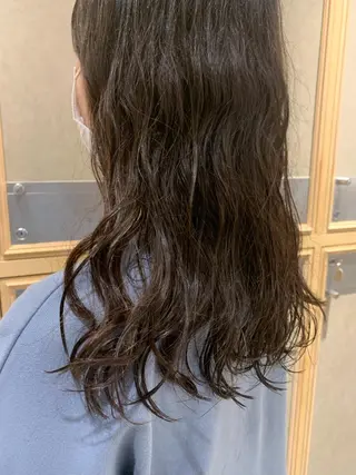 セミロング チバ タクミのヘアスタイル