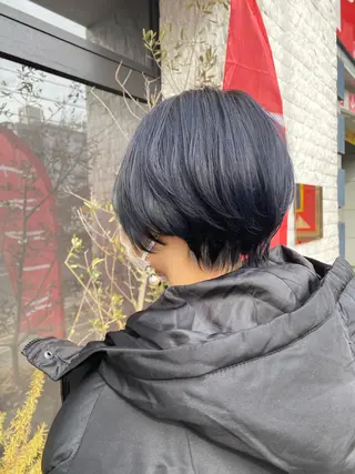 ショート 【育休中】EARTH 荒井店HARUNAのヘアスタイル