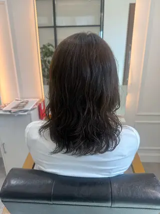 セミロング カラー Queens Yukikoのヘアスタイル