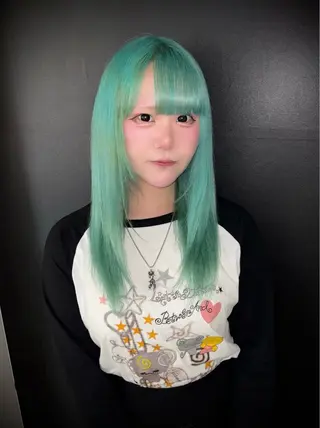 ロング カラー Mikoto /透明感/赤消/原宿のヘアスタイル