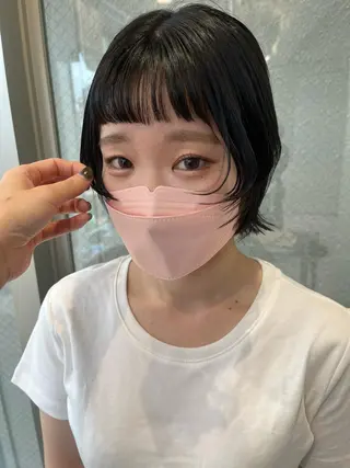 ショート ウルフカット／吉村 桃子のヘアスタイル