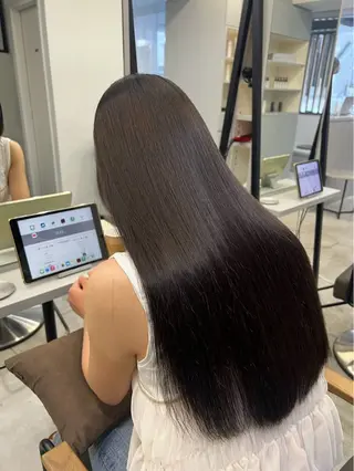 ロング パーマ 🍒モテ暖色カラー × うる艶✧ ゆなのヘアスタイル