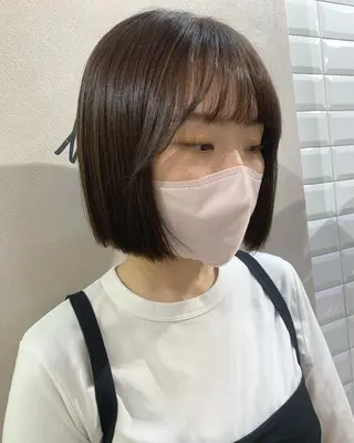 ショート カラー hubhair レイヤー/透明感のヘアスタイル