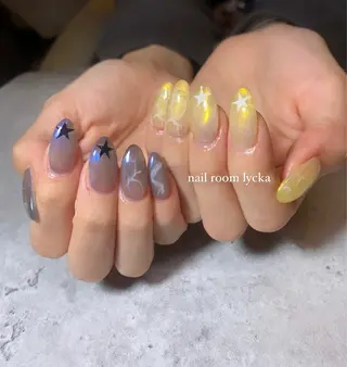 ネイル ネイルルームリッカ 𝐦𝐚𝐲𝐮のネイルデザイン