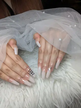 ネイル Queen Nail 柏店 クイーンネイルのネイルデザイン