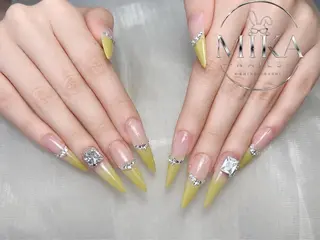 ネイル Rina Mika Nailsのネイルデザイン