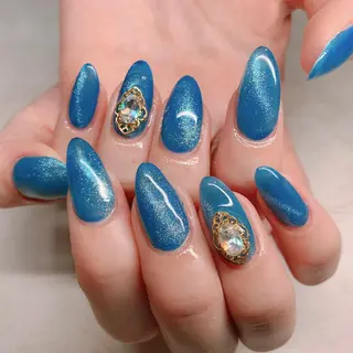 ネイル UNELMA _ERIKAのネイルデザイン