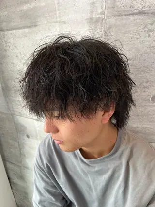 パーマ メンズ 角田 琉希也のヘアスタイル