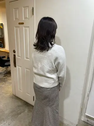 ミディアム カラー MIOベージュカラー 柔らかいカラーのヘアスタイル
