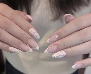 ネイル Pure&Rich Nailのネイルデザイン