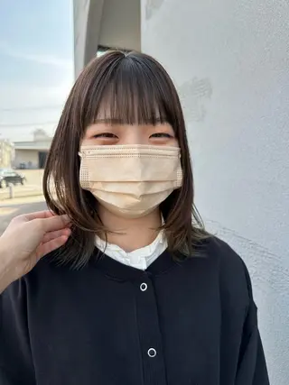 ミディアム カラー 河原 來愛のヘアスタイル