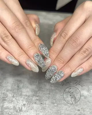 ネイル Moon Nail /栄 大須のネイルデザイン