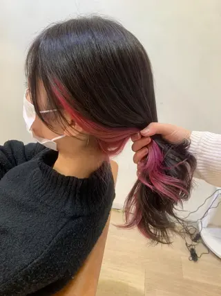セミロング アトリエニューヨーク 三ノ輪店のヘアスタイル