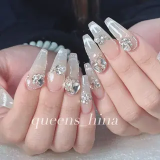 ネイル Queens 榊 まおのネイルデザイン