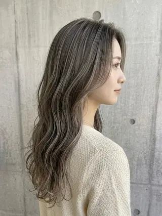 ロング カラー 田中 沙也香のヘアスタイル