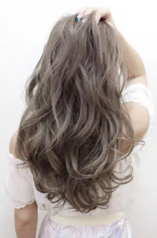 ロング カラー パーマ ヘアアレンジ チビ編み込みエクステ シールEXどぅ〜すのヘアスタイル