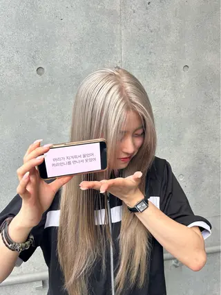 ロング カラー 韓国レイヤー kira🌛のヘアスタイル
