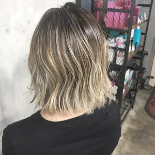 ミディアム カラー パーマ ヘアアレンジ メンズ キッズ ネイル マツエク・マツパ サロンドミルク 渋谷高比良のヘアスタイル