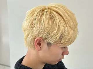 ショート センターパート 韓国ヘア・綾也のヘアスタイル
