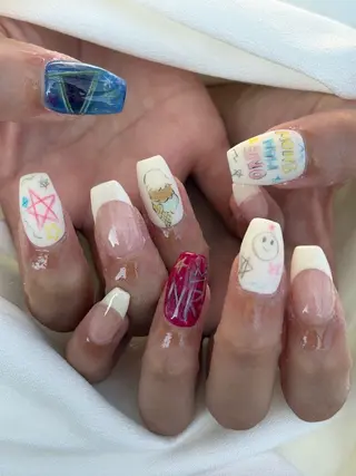 ネイル ✴︎ Delightのネイルデザイン