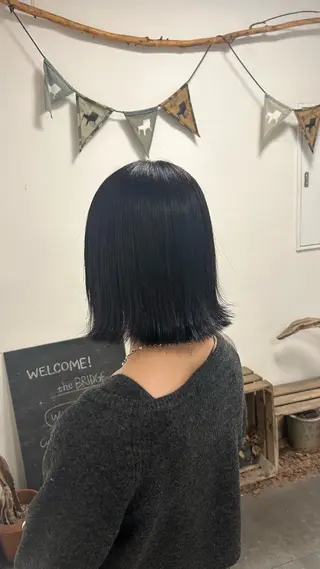 カラー the BRIDGE マナ🎀のヘアスタイル