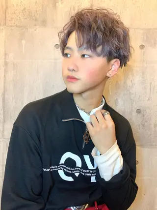 ショート カラー パーマ メンズ縮毛矯正 細谷碧海のヘアスタイル