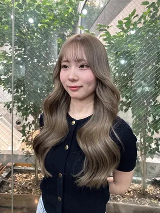 カラー ili 梅田のヘアスタイル