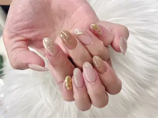 ネイル RUBYネイルサロン 9Caratsのネイルデザイン