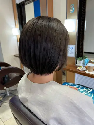 ショート カラー 後藤 優瞳のヘアスタイル