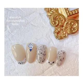 ミディアム ネイル 🐾enen style 🐾のネイルデザイン