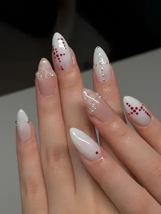 ネイル Luna Nailsのネイルデザイン
